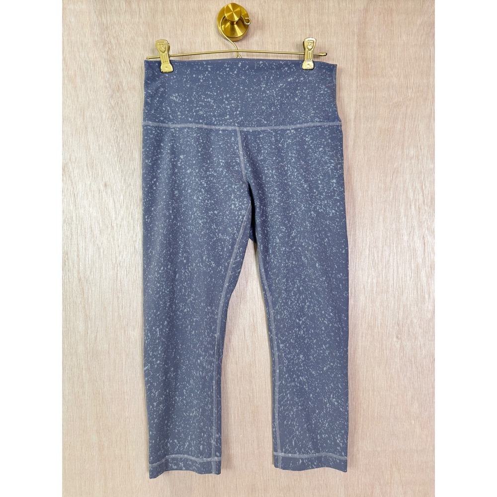 Lululemon Grey Pebble Print High Rise Cropped Athletic Leggings Womens Size 8